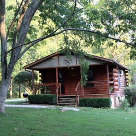 Charming Cabin Rental Perfect for Couples in Carroll County, Arkansas - glamping.directory