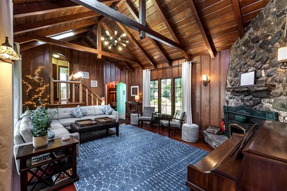 Fantastic Cottage inspired in The Lord of the Rings in Monte Rio, California - Monte Rio, California - glamping.directory