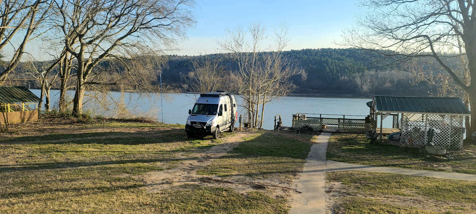 Private Arkansas Riverfront RV Site - glamping.directory