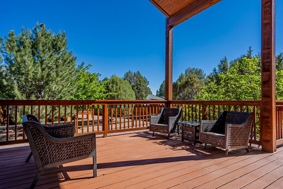 Spacious Glamping Rental, Walking Distance from Fool Hollow Lake, Arizona - Show Low, Arizona - glamping.directory