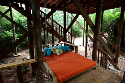 Rural and Romantic Treehouse in Washington County, Perfect for a Texas Weekend Getaway - Brenham, Texas - glamping.directory