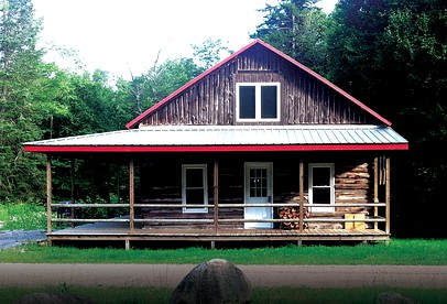 Rustic Log Cabin Rental in Adirondack Park near Lake Ontario - Brantingham, New York - glamping.directory