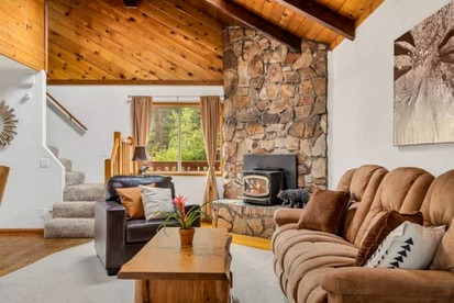 Beautiful Cottage Close to Great Hiking Trails in Big Bear Lake, California - Big Bear Lake, California - glamping.directory