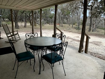 Clear River Cabin on the Medina River in Bandera, Texas - Bandera, Texas - glamping.directory