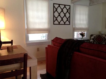 Romantic Year-Round Cabin Getaway with Free Wi-Fi in Saugerties, New York - Saugerties, New York - glamping.directory