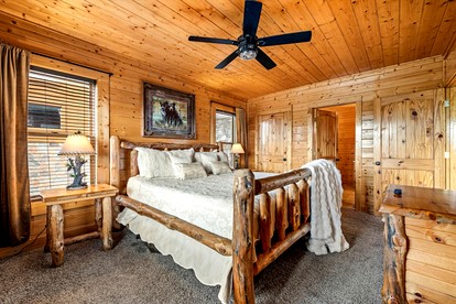 Luxury Cabin near the Great Smoky Mountains, Tennessee - Sevierville, Tennessee - glamping.directory