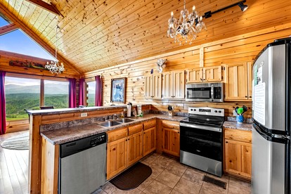 Luxury Cabin near the Great Smoky Mountains, Tennessee - Sevierville, Tennessee - glamping.directory