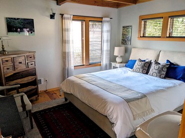 River Loft Cabin on Columbia in Skamokawa Valley, WA - Skamokawa Valley, Washington - glamping.directory