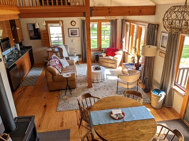 River Loft Cabin on Columbia in Skamokawa Valley, WA - Skamokawa Valley, Washington - glamping.directory