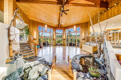 Cozy Cabin Rental with Mountain and Ocean Views in Kenai Peninsula Borough, Alaska - Halibut Cove, Alaska - glamping.directory