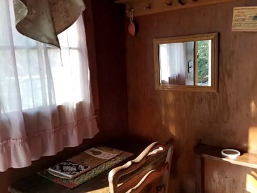Quaint Cabin Rental with Amazing Mountain Views for a Romantic Couples Getaway in Lava Hot Springs, Idaho - Lava Hot Springs, Idaho - glamping.directory