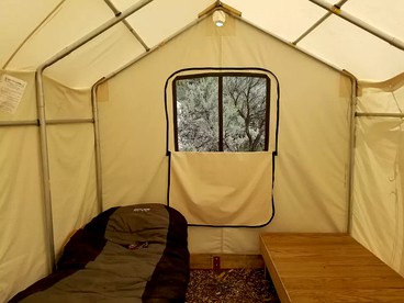 Quaint Cabin Rental with Amazing Mountain Views for a Romantic Couples Getaway in Lava Hot Springs, Idaho - Lava Hot Springs, Idaho - glamping.directory