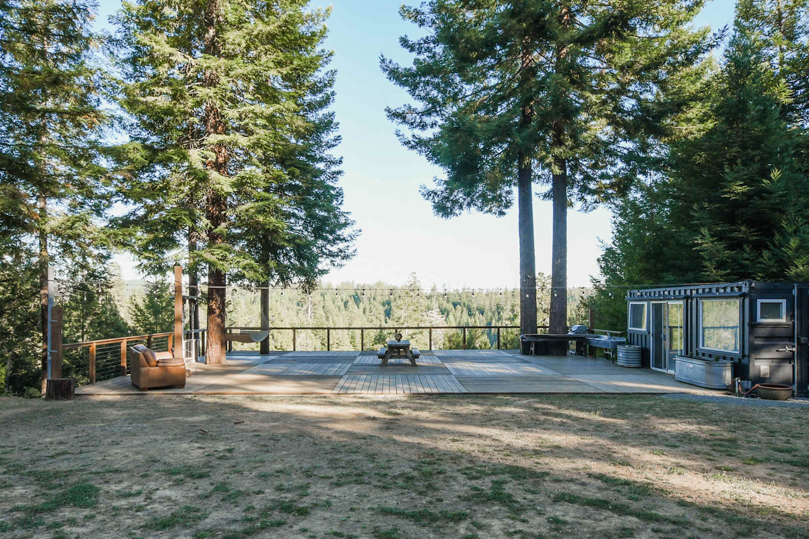 The Deck - glamping.directory