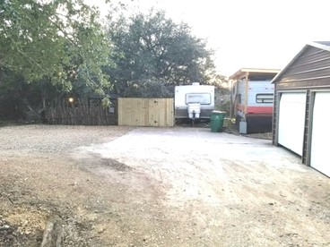 Unique Tiny House/Remodeled RV by Reese Creek - Killeen, Texas - glamping.directory