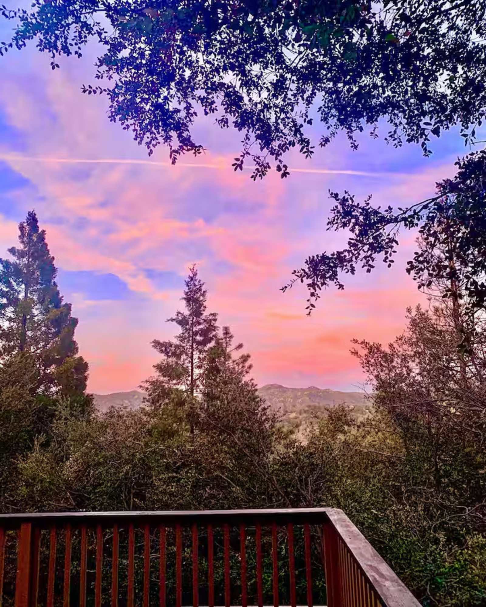Beautiful Lake House In The Mountains - Crestline, California - glamping.directory