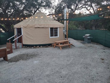 Cozy Glamping Yurt in Santa Paula for a Family Vacation in California - glamping.directory