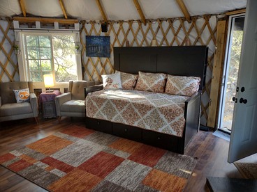 Cozy Glamping Yurt in Santa Paula for a Family Vacation in California - Santa Paula, California - glamping.directory