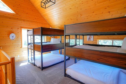 Enormous Cabin with Game Room Perfect for Large Groups in Orderville, Utah - Orderville, Utah - glamping.directory