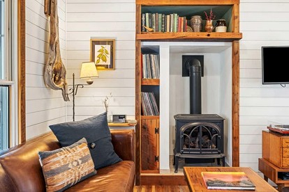 Cozy Mountain Cabin Retreat with Private Forest & Kayaks Near Blue Ridge Parkway, Virginia - Fort Monroe, Virginia - glamping.directory