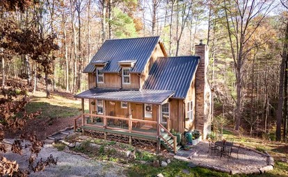 Cozy Mountain Cabin Retreat with Private Forest & Kayaks Near Blue Ridge Parkway, Virginia - glamping.directory