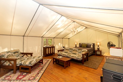 Elegant Copperhill Accommodation Perfect for Luxury Camping in Tennessee - Copperhill, Tennessee - glamping.directory