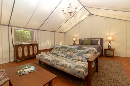 Elegant Copperhill Accommodation Perfect for Luxury Camping in Tennessee - Copperhill, Tennessee - glamping.directory