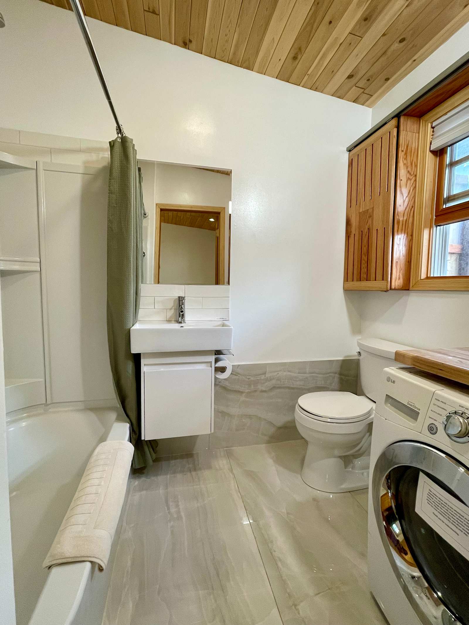 Comfy Studio Near Trails & Beaches - Lagunitas, California - glamping.directory