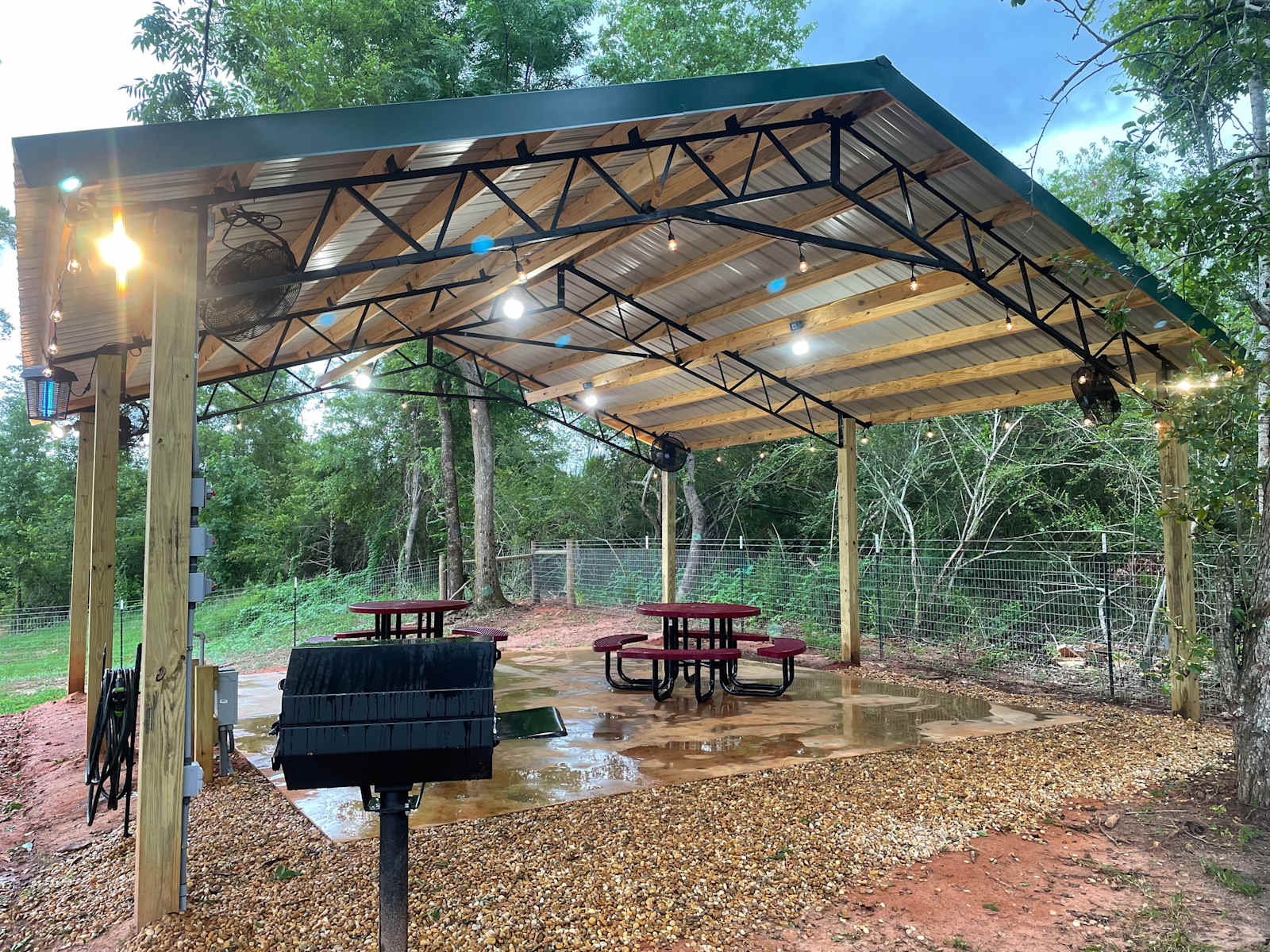 Camp Travelhick-Eufaula, Al - Bakerhill, Alabama - glamping.directory