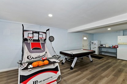 California Dreaming: Charming Cabin with Game Room in Prime Location - San Bernardino, California - glamping.directory