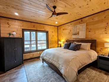 Wonderful Cabin with Indoor Swimming Pool and Private Cinema in Pigeon Forge, Tennesse - Pigeon Forge, Tennessee - glamping.directory
