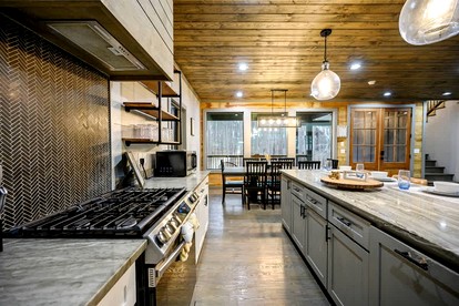 Luxury Forest Cabin with Hot Tub, Fire Pit & Game Room Near Broken Bow Lake, Broken Bow, Oklahoma - Broken Bow, Oklahoma - glamping.directory