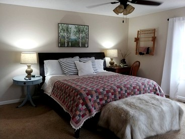 Peaceful Sweetwater Guesthouse for a Tennessee Family Vacation - Sweetwater, Tennessee - glamping.directory