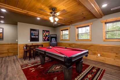 Impressive Cabin Retreat with Pools, Sauna, Game Room and Hot-Tub in Gatlinburg, Tennessee - Gatlinburg, Tennessee - glamping.directory