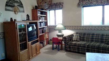 Family-Friendly Vacation Rental with Jaw-Dropping Views in Homer, Alaska - Homer, Alaska - glamping.directory