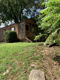 Luxury Camping Cabin near the Great Smoky Mountains in North Carolina - glamping.directory