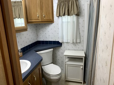 Luxury Camping Cabin near the Great Smoky Mountains in North Carolina - Bryson City, North Carolina - glamping.directory