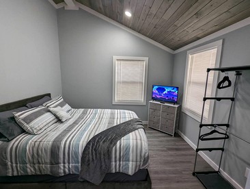 Fully-Equipped Tiny House for Four in Oak Hill, Ideal for Nature Getaways in West Virginia - Oak Hill, West Virginia - glamping.directory
