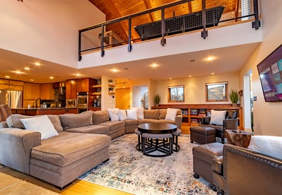 Enjoyable Secluded Cottage with Hot-tub in New Richmond, Wisconsin - New Richmond, Wisconsin - glamping.directory