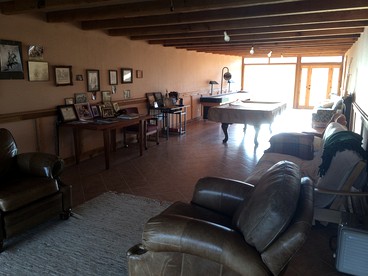 Unique Barn Cabin Rental for 15 People near Hood River, Oregon - Tygh Valley, Oregon - glamping.directory