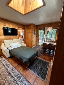 Hidden Countryside Gem with Fire Pit & Tranquil Setting in Aspers, Pennsylvania - Aspers, Pennsylvania - glamping.directory