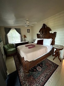 Hidden Countryside Gem with Fire Pit & Tranquil Setting in Aspers, Pennsylvania - Aspers, Pennsylvania - glamping.directory