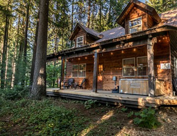 Cozy Cabin Nestled in the Foothills of the Majestic Cascade Mountains with Hot-Tub by Lake Wenatchee For an Outdoor Escape, Washington - glamping.directory
