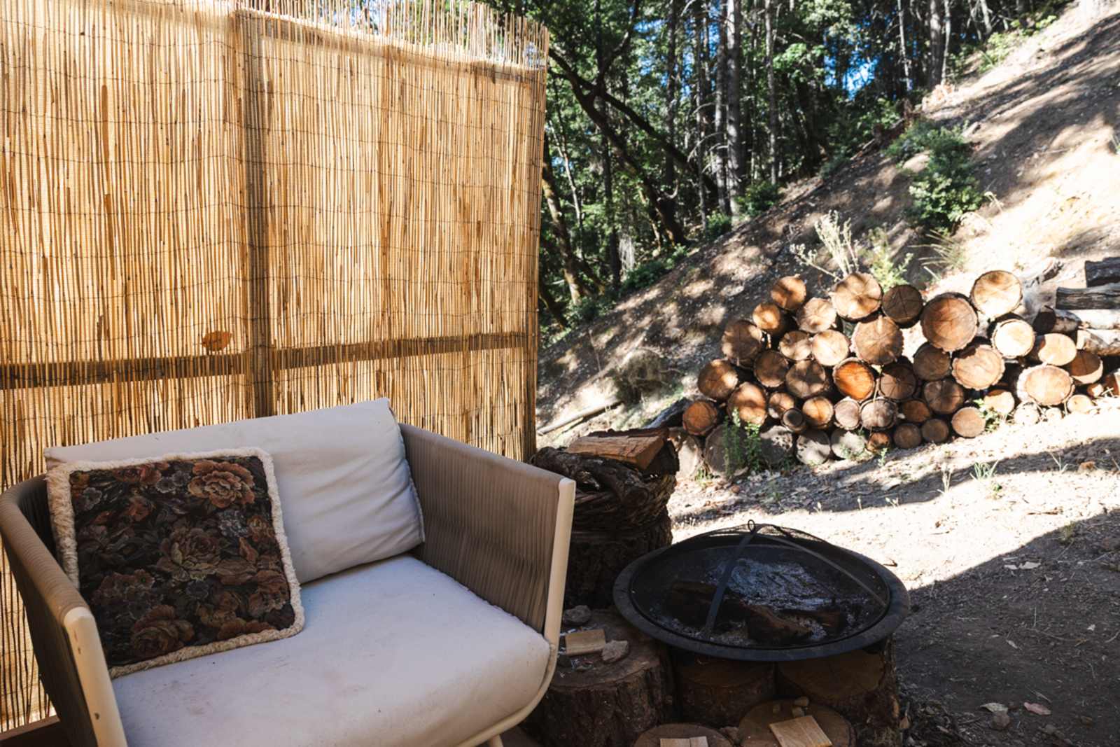 Ariana Acres - Willits, California - glamping.directory