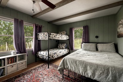 Idyllic Woodland Cabin Retreat near Lost River in West Virginia - Mathias, West Virginia - glamping.directory