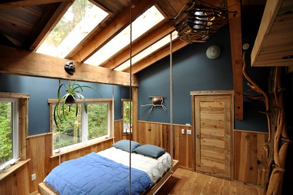 Remarkable Environmentally-Friendly Cabin in Secluded Woodlands near Pacific Ocean, Oregon - Coos Bay, Oregon - glamping.directory