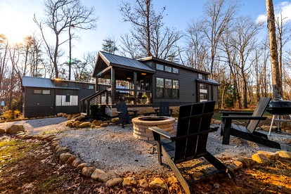 Peaceful Pine Tiny House Retreat with Private Hot Tub & Mountain Views Near South Cumberland State Park, Monteagle, TN - glamping.directory
