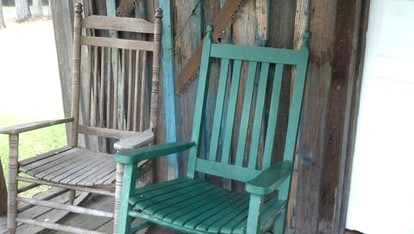 Rustic Cabin Rental on the Great Satilla River near Okefenokee Swamp Park, Georgia - Brunswick, Georgia - glamping.directory