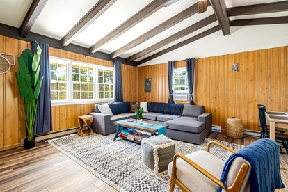 River Access Cabin with Hot Tub, Deck, Grill and Fire Pit - Perfect for Your Family Getaway in Luray, VA - Luray, Virginia - glamping.directory
