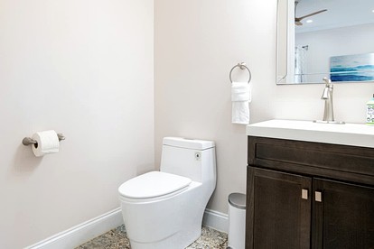 Pet Friendly Villa with Hot-tub in Gatlinburg, Tennessee - Gatlinburg, Tennessee - glamping.directory