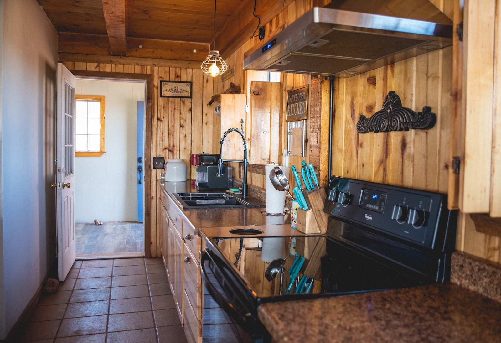 Cabin by the Pond - Snowflake, Arizona - glamping.directory
